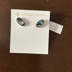 Kendra Scott Ellie earrings